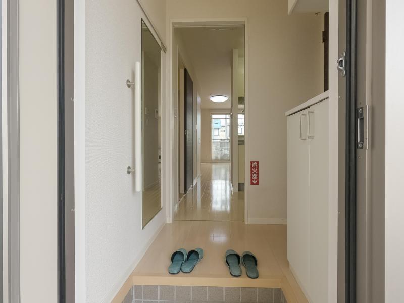 玄関　同タイプの写真です。