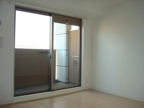 居室・リビング　室内