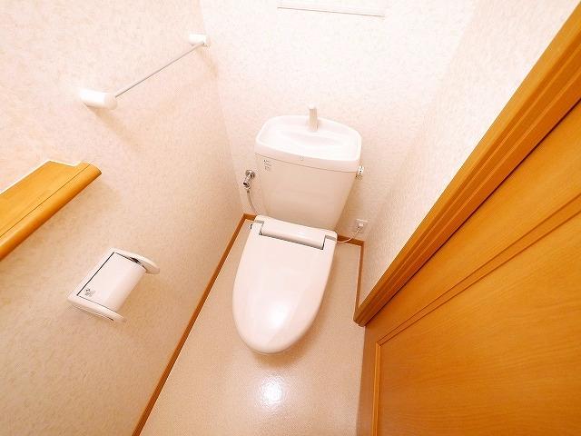 トイレ　トイレもきれいです