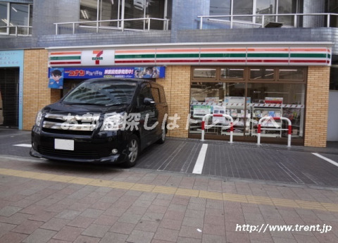 コンビニ　セブンイレブン 高田馬場小滝橋店（コンビニ）まで160m