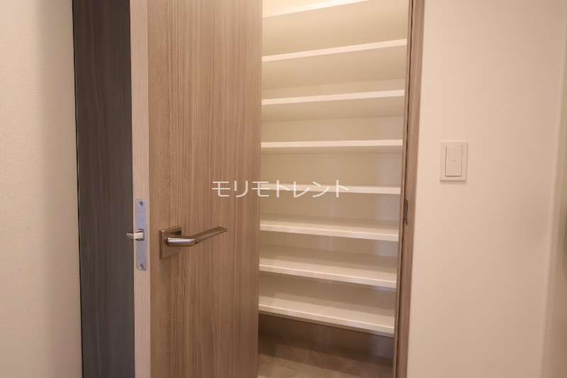 収納　室内参考写真（４Ｆ－Ｅタイプ）