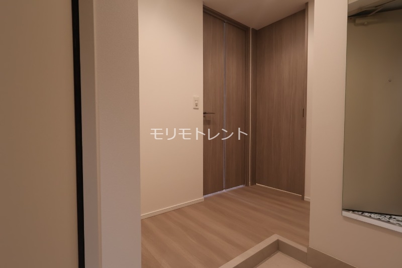 玄関　室内参考写真（４Ｆ－Ｅタイプ）