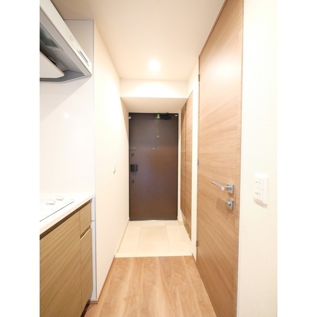 玄関　※同タイプ写真転用