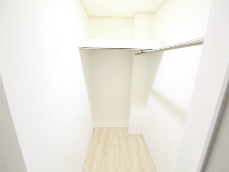 収納　ウォークインクローゼット付（収納充実してます）