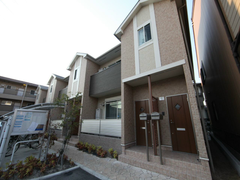 建物外観　外観　平面駐車場あり