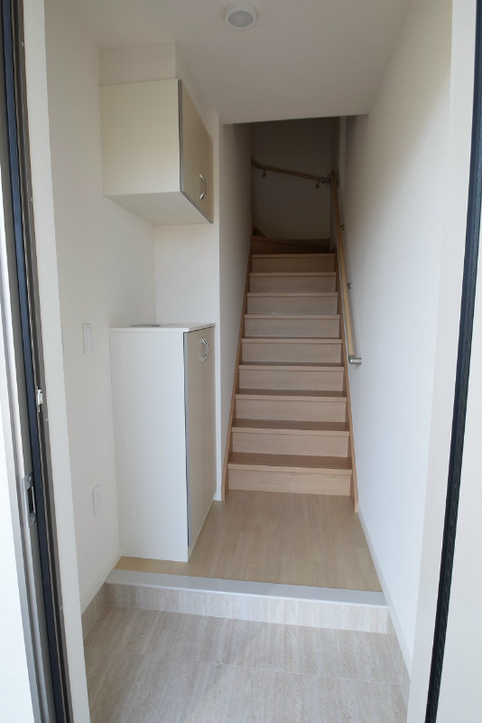 玄関　現況優先