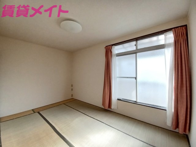 居室・リビング　洋室にリフォームします