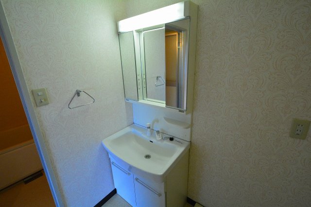 洗面設備　洗面化粧台付き☆