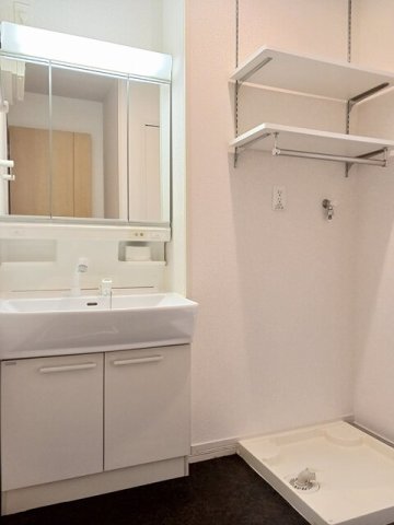 洗面設備　洗面所です