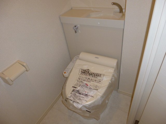 トイレ　シャワー付きトイレ