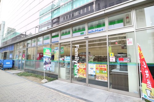 コンビニ　ファミリーマート 錦2丁目店（コンビニ）まで216m