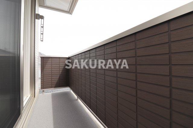 バルコニー　2022年撮影。現況と異なる場合がございます。