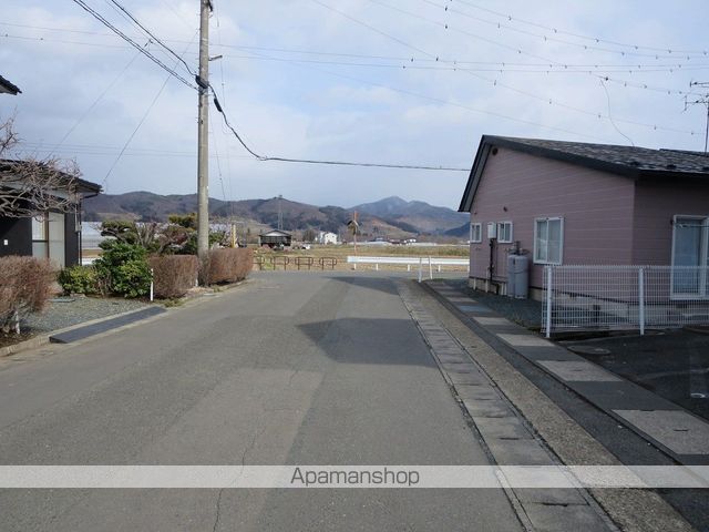 その他　周辺道路（その他）まで0m