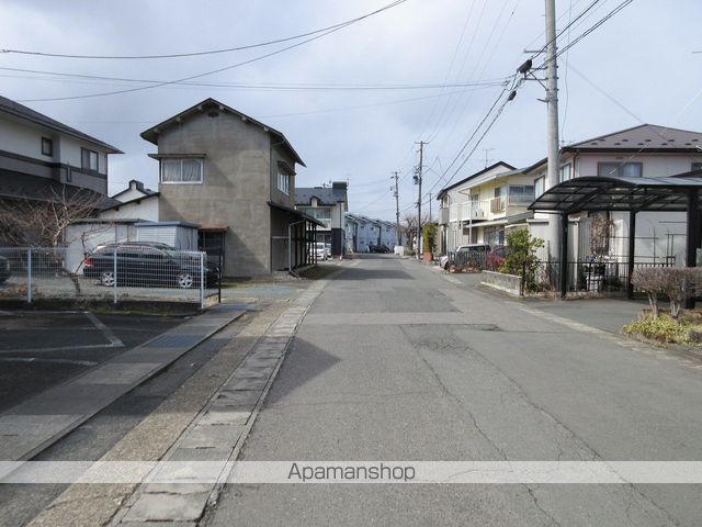 その他　周辺道路（その他）まで0m