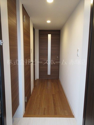 玄関　※別号室参考写真