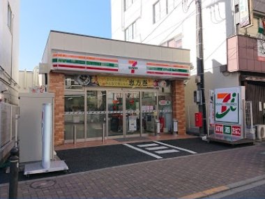 コンビニ　セブンイレブン 東武練馬駅西店（コンビニ）まで359m