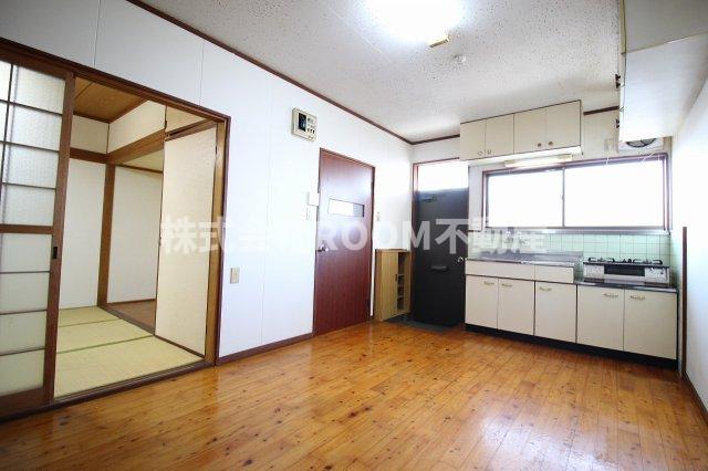 居室・リビング　居間です