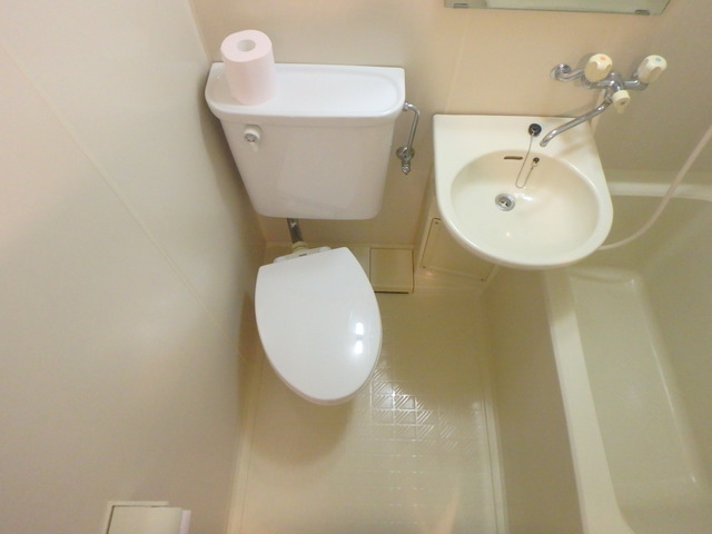 トイレ　トイレ