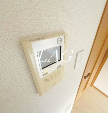 セキュリティ　モニター付きインターホンになります。