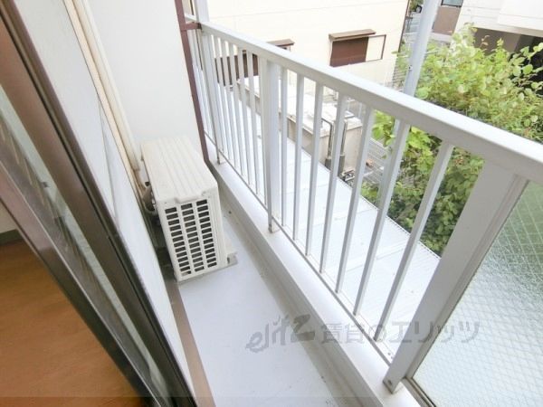 バルコニー　ベランダ