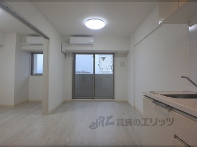 居室・リビング　リビング