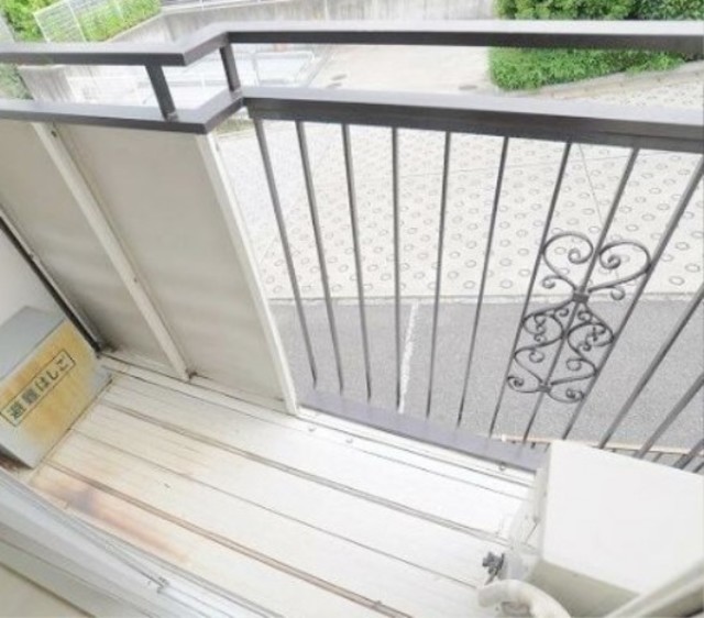 バルコニー　別部屋同仕様タイプ