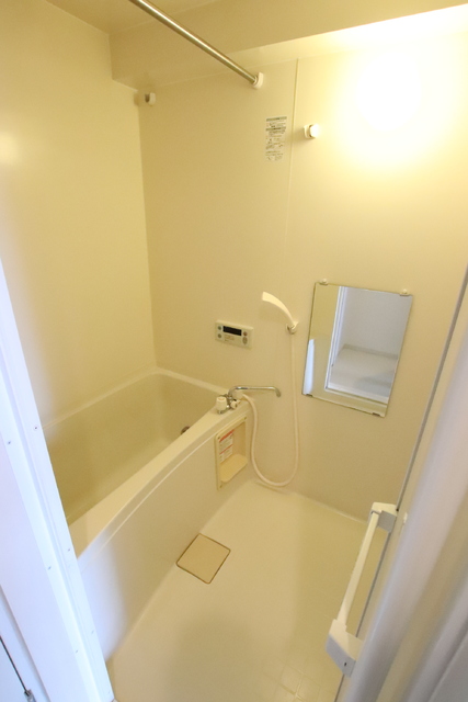 バス・シャワールーム　お風呂です