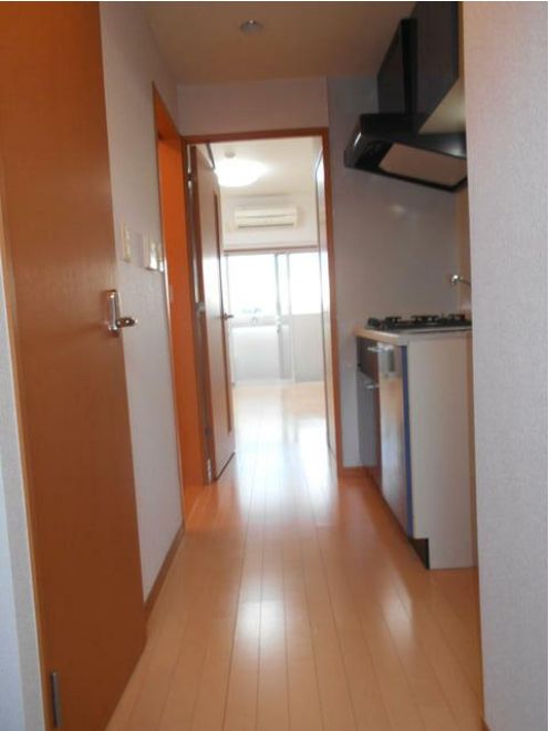 玄関　弊社は都内全域の物件をご紹介可能です！