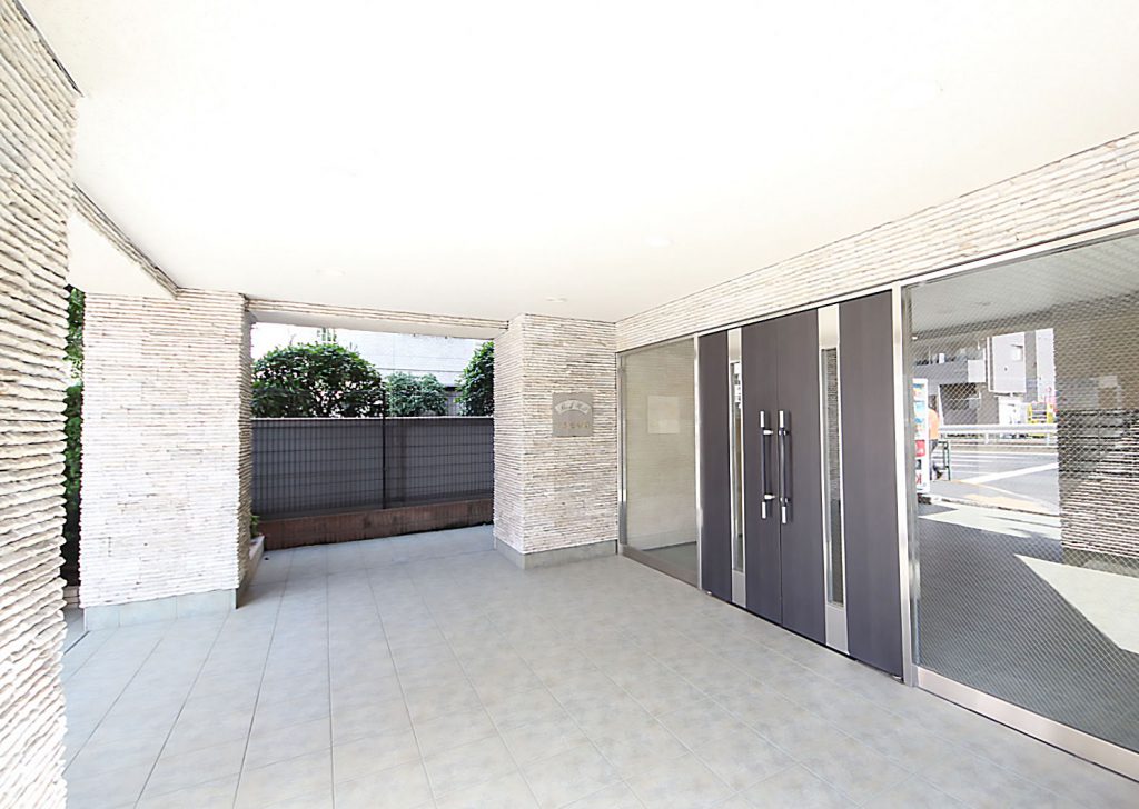 エントランス　弊社は都内全域の物件をご紹介可能です！