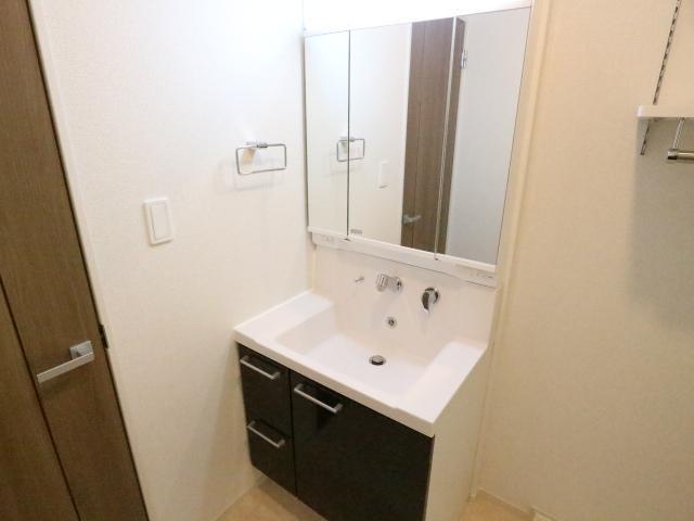 洗面設備　洗面所です