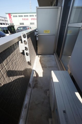 バルコニー　バルコニー