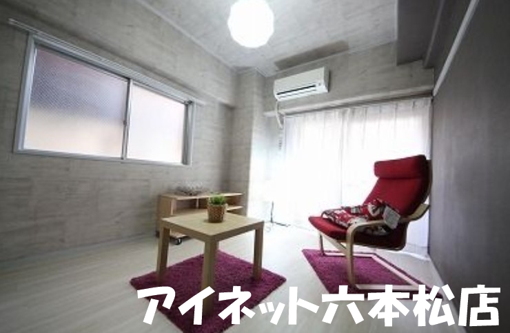 居室・リビング　広々6帖の洋室です