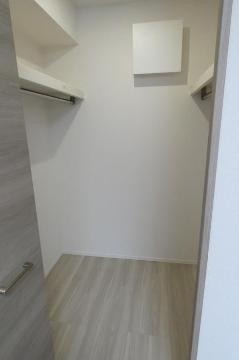 収納　ウォークインクローゼット