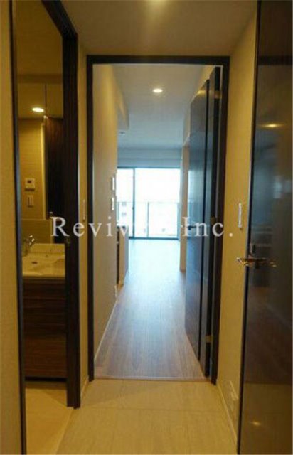 玄関　玄関も広く、シューズインクローゼット完備でございます