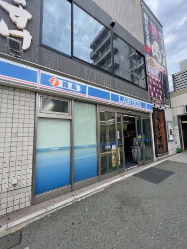 コンビニ　ローソン 本蓮沼駅前店（コンビニ）まで422m