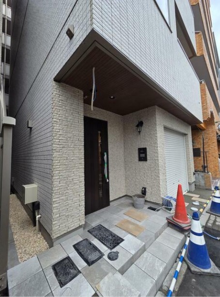 エントランス　リュクサンブール道灌山　文京区千駄木３丁目