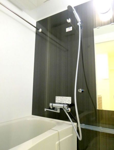 バス・シャワールーム　★便利な浴室乾燥機付きバスルーム★