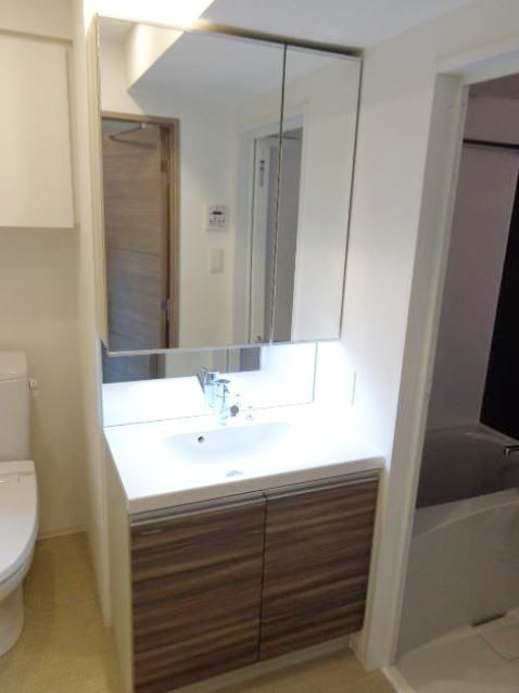 洗面設備　★収納付き、独立洗面台★