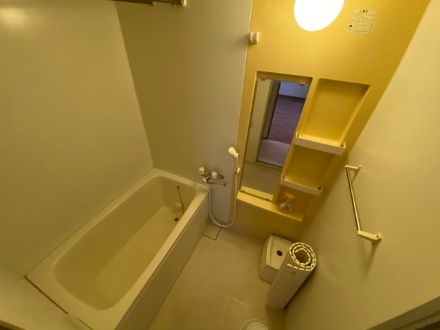 バス・シャワールーム　シンプルで機能的なユニットバスです！