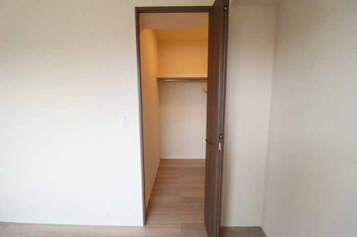 収納　ウォークインクローゼット