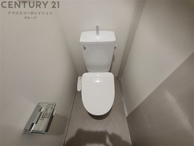 トイレ　温水洗浄便座付きでおすすめです！