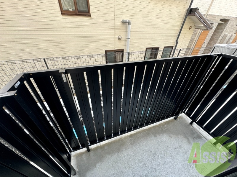 バルコニー　バルコニーが付いているので晴れた日は洗濯物が沢山干せますね。