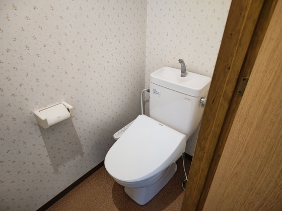 トイレ　※別部屋の写真です