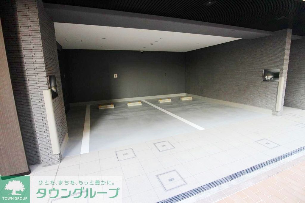 駐車場　駐車場