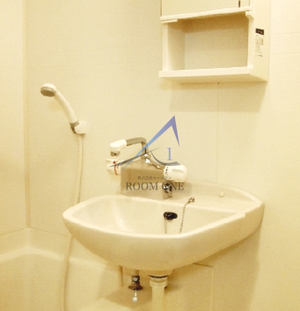 洗面設備　洗面台です。