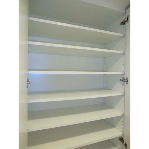 玄関　シューズボックス付きの玄関♪