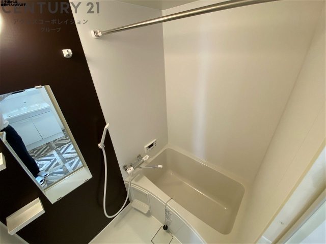 バス・シャワールーム　追い焚き機能付きで便利です！