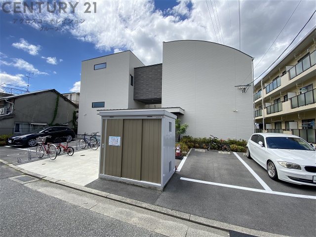 建物外観　オートロック付きで安心です♪