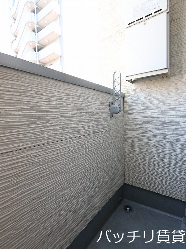 バルコニー　同型タイプの為、現状を優先致します。