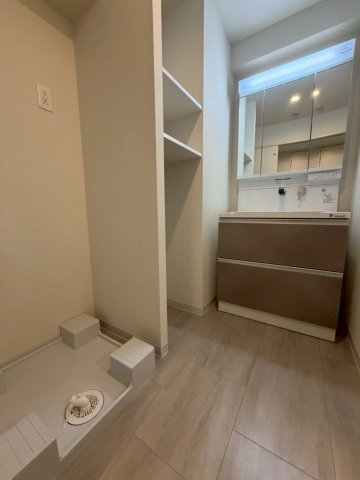 洗面設備　詳細は、RISUMO江坂本店までお問合せください♪